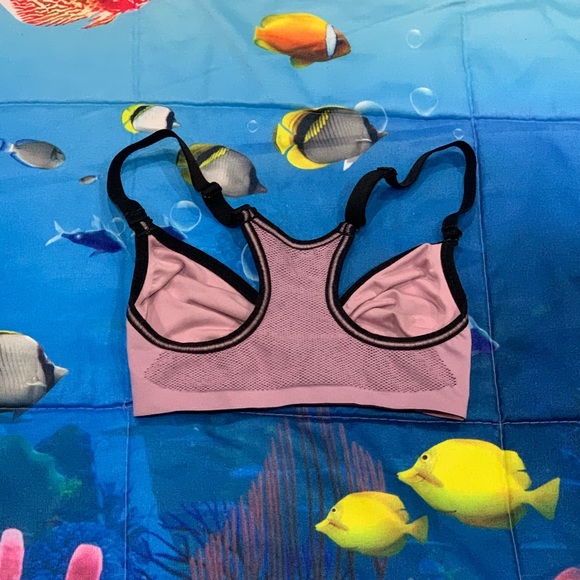 Victoria’s Secret VSX Sportsbra Size XS Pink - Picture 2 of 3